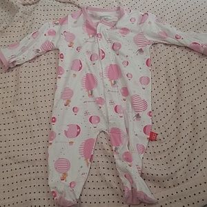 Magnetic me newborn sleeper